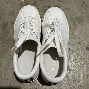 Rothy’s sneaker